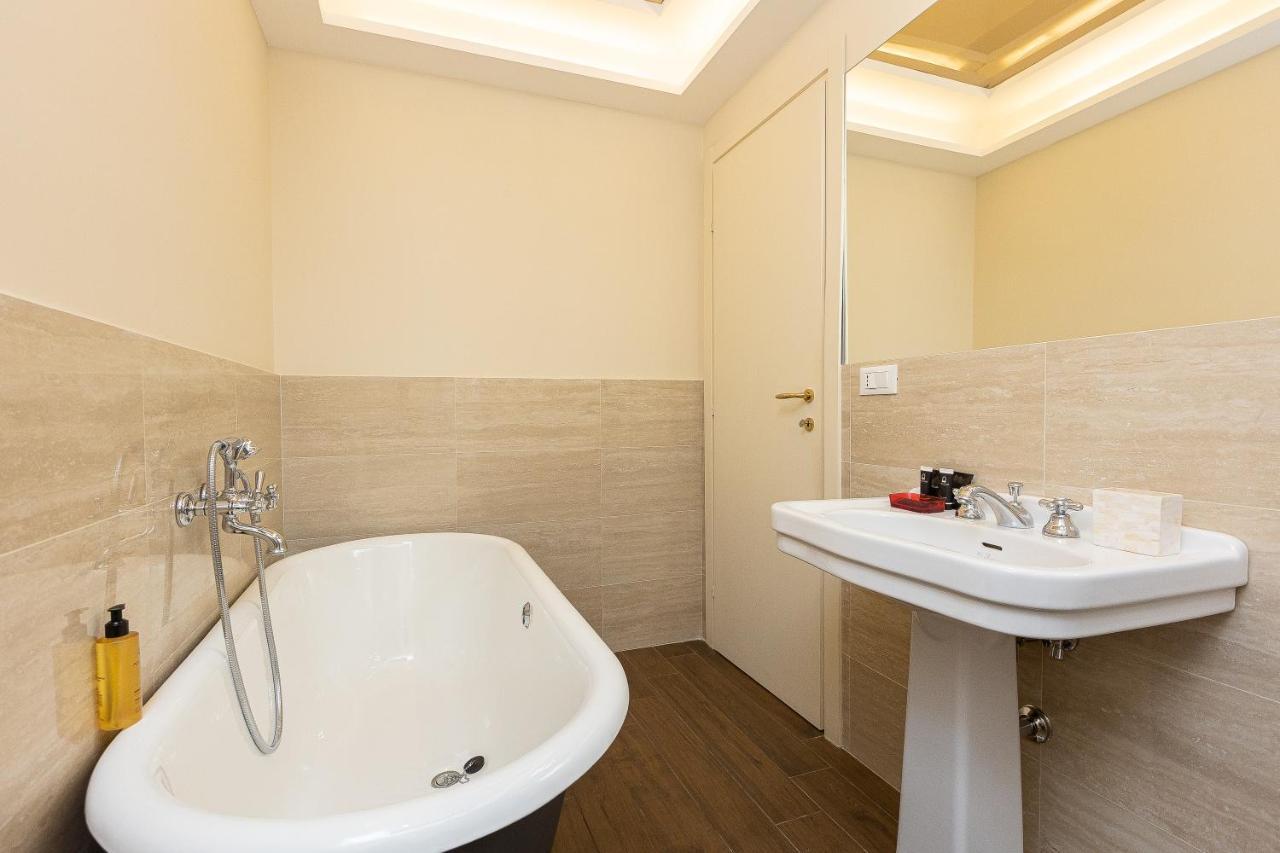 Spa Apartment Via Barberini Рим Экстерьер фото