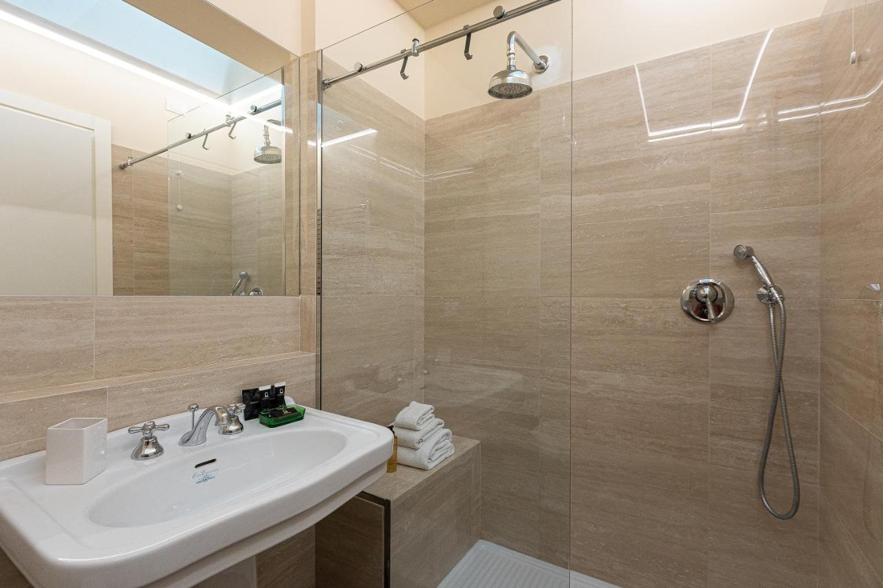 Spa Apartment Via Barberini Рим Экстерьер фото