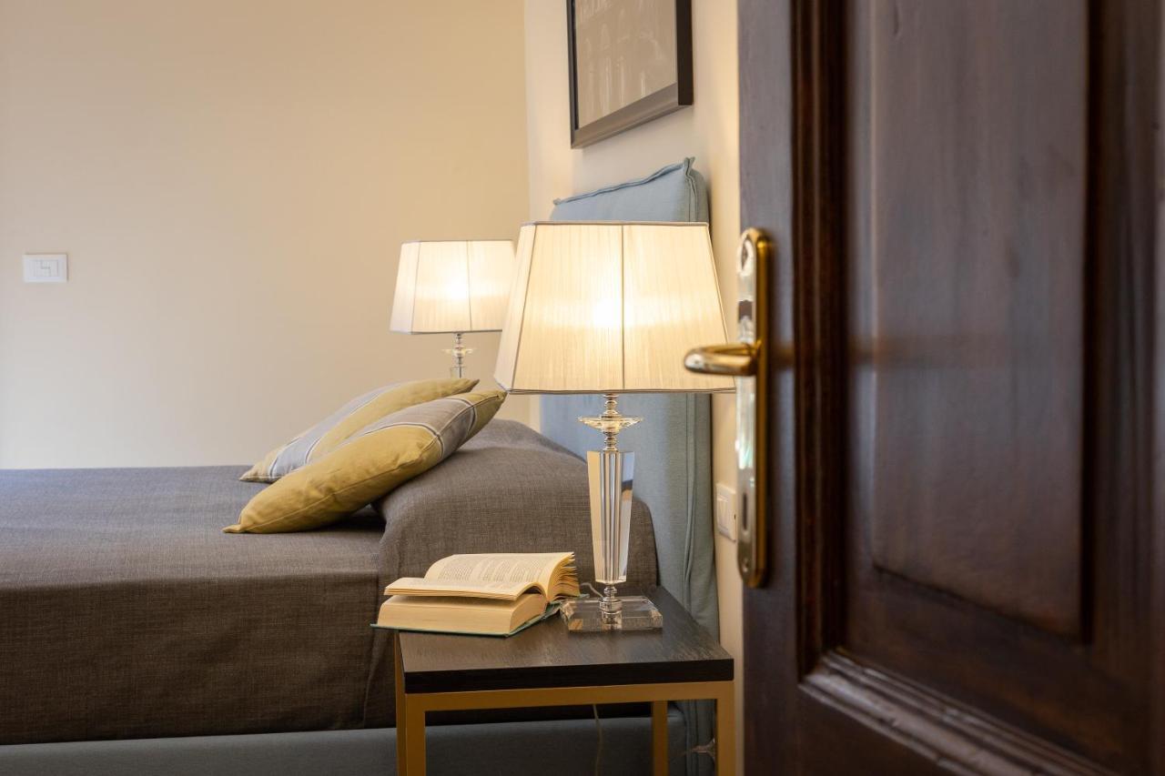 Spa Apartment Via Barberini Рим Экстерьер фото